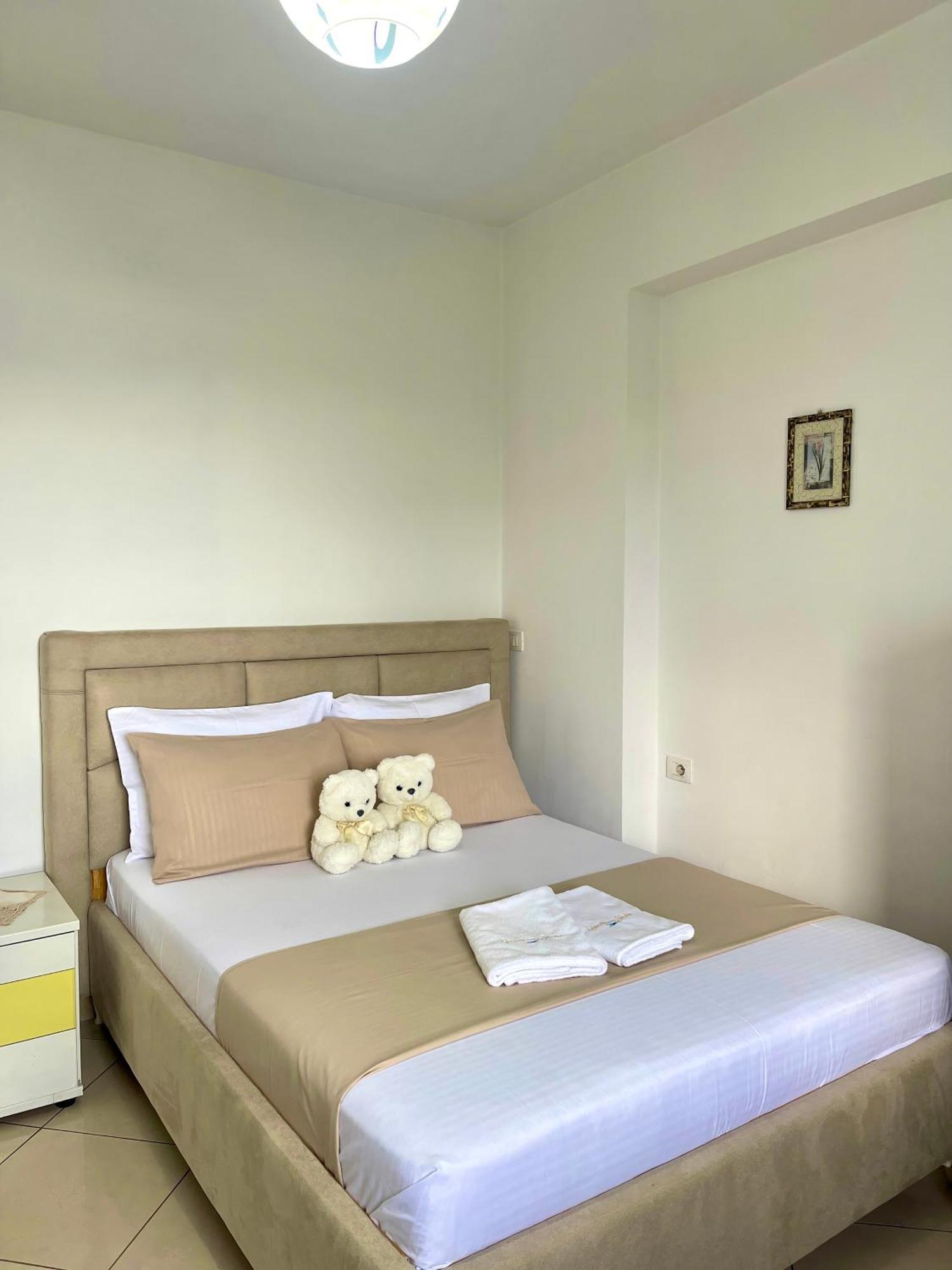 Guesthouse Shehu كساميل المظهر الخارجي الصورة